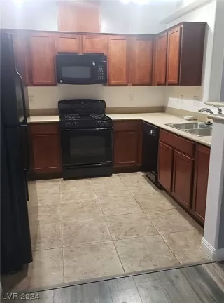 Photo #1: 2552650 Listing