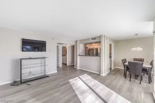Photo #3: 2552667 Listing 