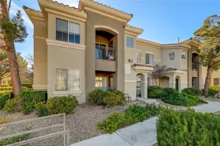 Photo #5: 2552722 Listing