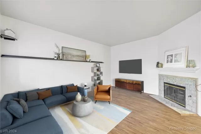 MLS: 2552739 Condo For Sale