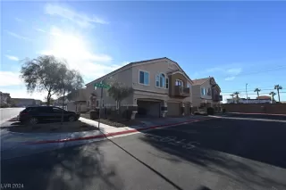 Photo #1: 2552768 Listing 