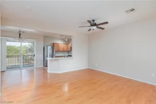 Photo #4: 2552804 Listing 