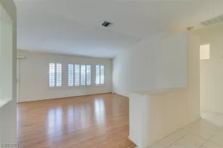 Photo #4: 2552815 Listing 