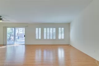 Photo #6: 2552815 Listing 