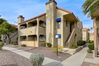 Photo #1: 2552837 Listing