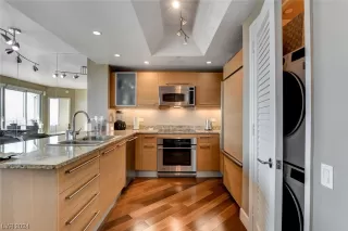 Photo #3: 2552844 Listing