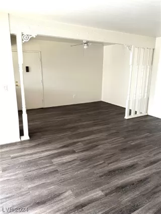 Photo #3: 2552933 Listing 