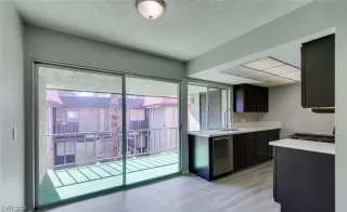 Photo #5: 2552944 Listing 