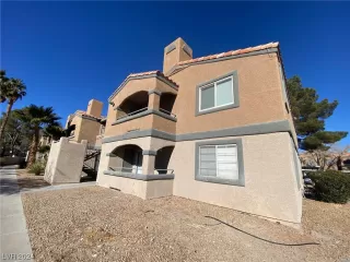 Photo #5: 2552959 Listing