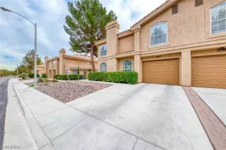 Photo #1: 2552985 Listing