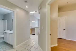 Photo #3: 2552991 Listing