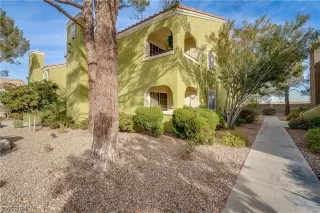 Photo #1: 2553021 Listing