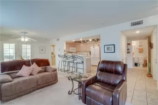 Photo #5: 2553021 Listing