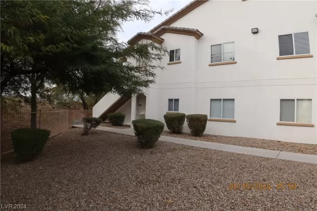 MLS: 2553023 Condo For Sale