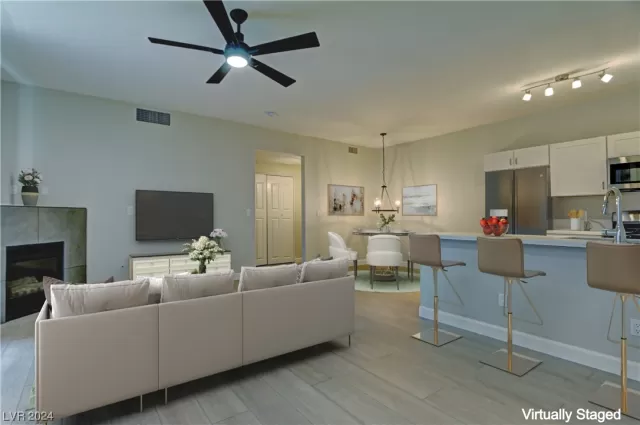 MLS: 2553049 Condo For Sale