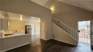 Photo #3: 2553068 Listing 