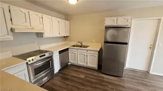 Photo #4: 2553068 Listing 