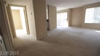 Photo #2: 2553087 Listing