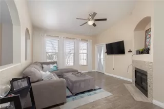 Photo #4: 2553106 Listing 