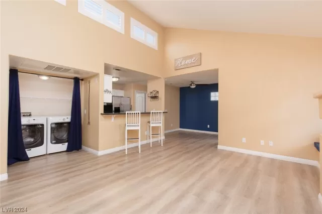 MLS: 2553118 Condo For Sale