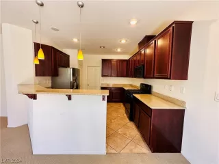 Photo #2: 2553180 Listing 