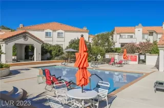 Photo #2: 2553187 Listing 