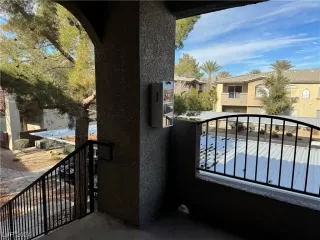 Photo #3: 2553270 Listing 