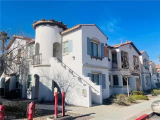 Photo #3: 2553274 Listing