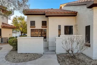 Photo #2: 2553275 Listing