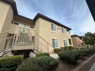 Photo #3: 2553300 Listing