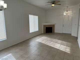 Photo #5: 2553300 Listing