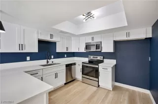 Photo #3: 2553311 Listing