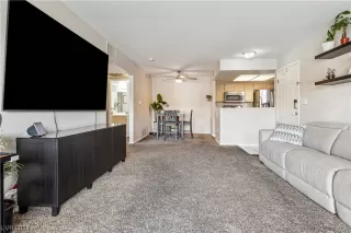 Photo #3: 2553326 Listing