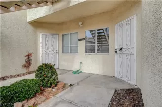 Photo #3: 2553331 Listing