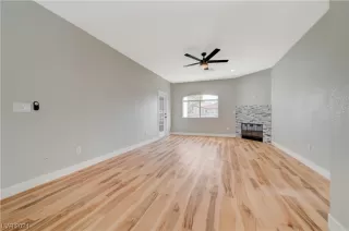 Photo #6: 2553331 Listing