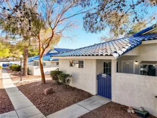 Photo #6: 2553337 Listing