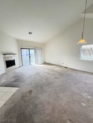 Photo #2: 2553347 Listing 