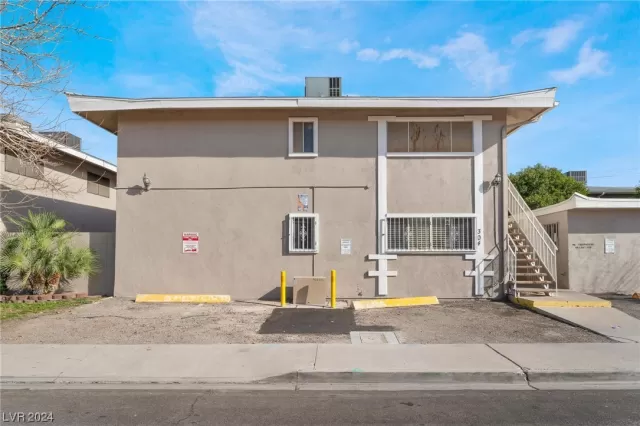 MLS: 2553352 Condo For Sale