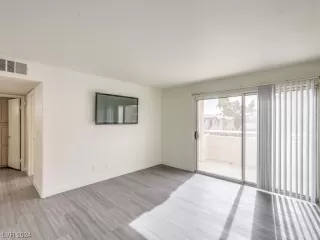 Photo #4: 2553370 Listing 