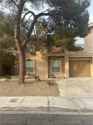 Photo #1: 2553372 Listing