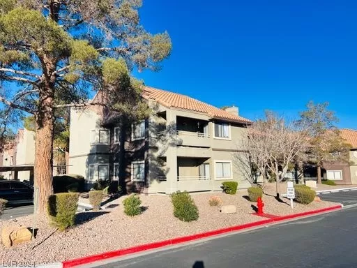 MLS: 2553378 Condo For Sale