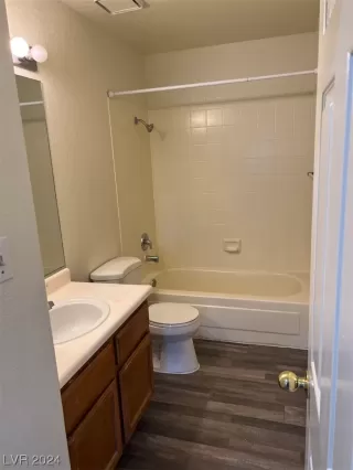 Photo #4: 2553378 Listing 