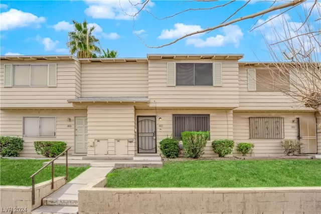 MLS: 2553385 Condo For Sale