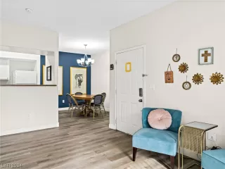 Photo #3: 2553413 Listing