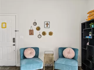 Photo #4: 2553413 Listing