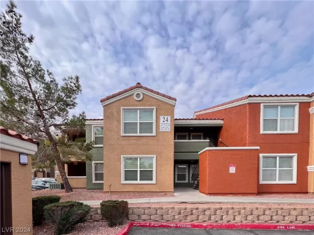 MLS: 2553414 Condo For Sale