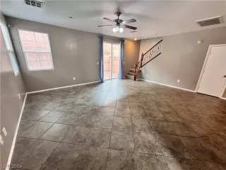 Photo #3: 2553427 Listing 