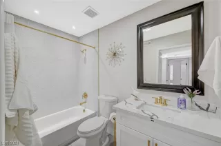 Photo #2: 2553430 Listing