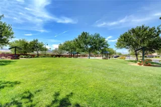 Photo #3: 2553499 Listing