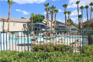 Photo #3: 2553506 Listing